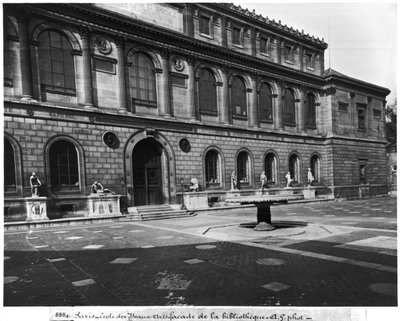 Façade de la bibliothèque de l